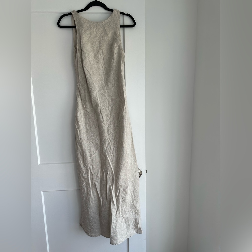 DISSH Light Beige Garment